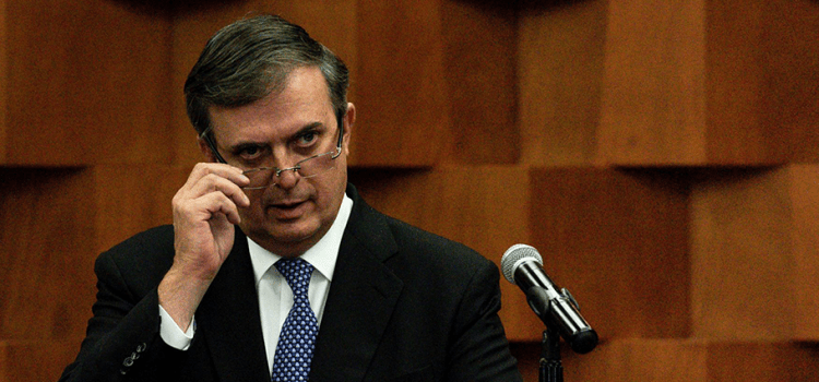 Marcelo Ebrard prepara al equipo que defenderá a México Marcelo Ebrard prepara al equipo que defenderá a México
