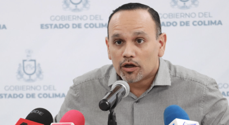 Alcaldesa de Manzanillo exige renuncia del Fiscal