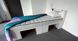 Las «camas antisexo» de cartón reciclable de Airweave regresan en París 2024