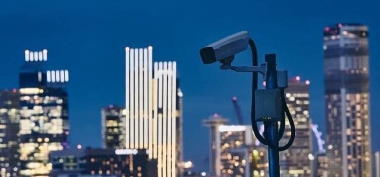 Ciudades inteligentes: innovaciones tecnológicas para una seguridad urbana más eficiente Ciudades inteligentes: innovaciones tecnológicas para una seguridad urbana más eficiente