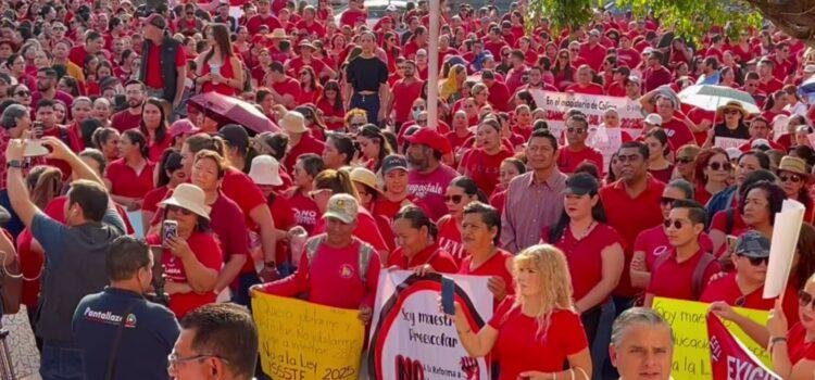 Docentes de Colima protestarán el sabado contra la reforma al ISSSTE