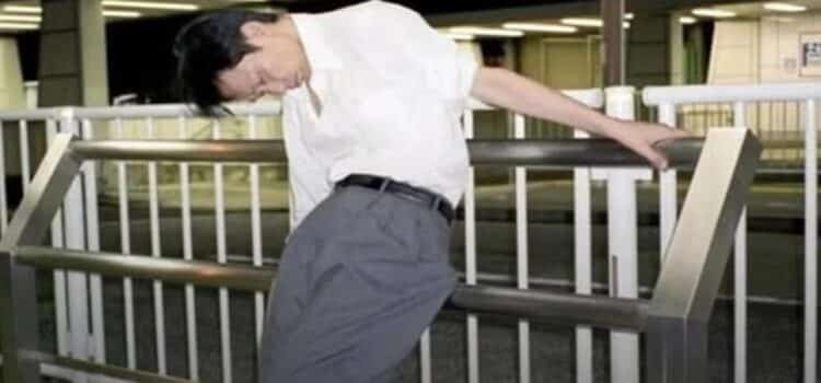 Cuando beber en el trabajo es una obligación