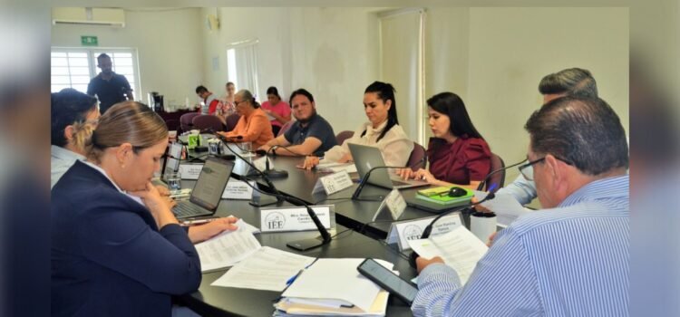 IEE Colima reduce sueldos tras recorte presupuestal