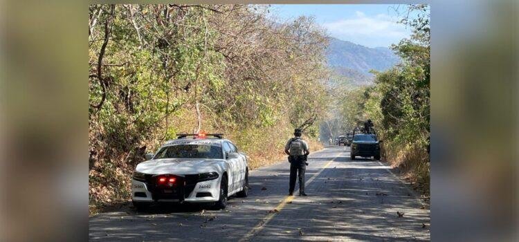 Bloqueos carreteros en Manzanillo tras enfrentamiento en Jalisco