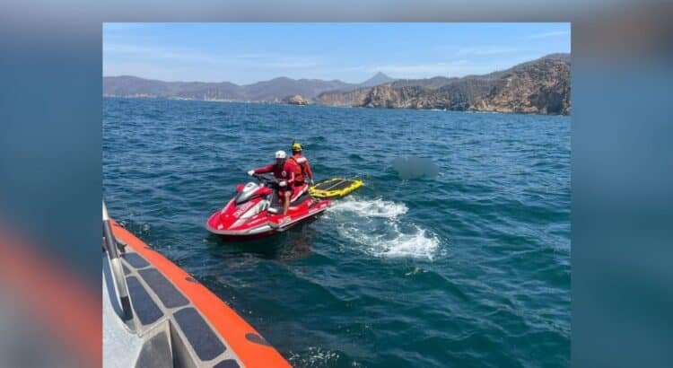 Hallan cuerpo sin vida en zona rocosa cercana al Arco de Manzanillo