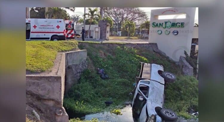 En Colima, accidente en la carretera Tecomán deja 11 lesionados