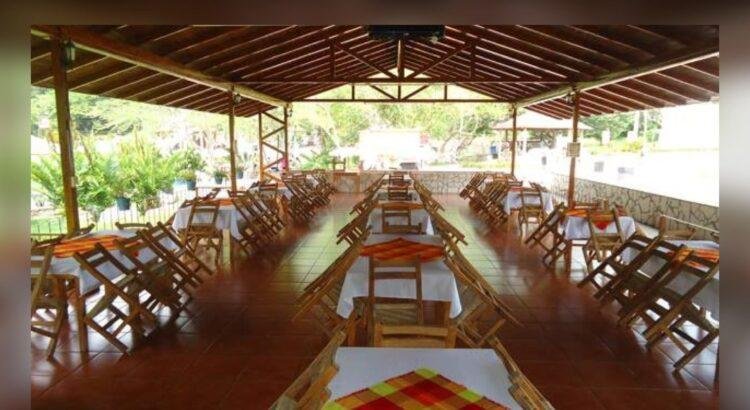 Restaurantes en Colima darán servicio en Semana Santa