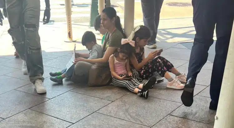 Efecto Trump: familia en Los Ángeles pide limosna tras deportación del padre