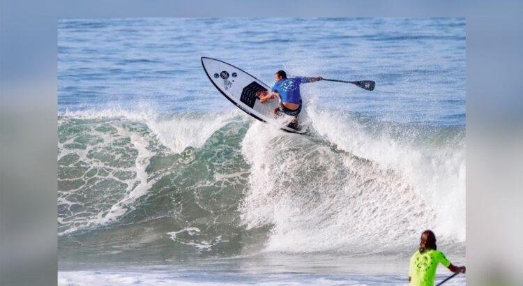 Colima impulsa dos torneos de surf en Manzanillo