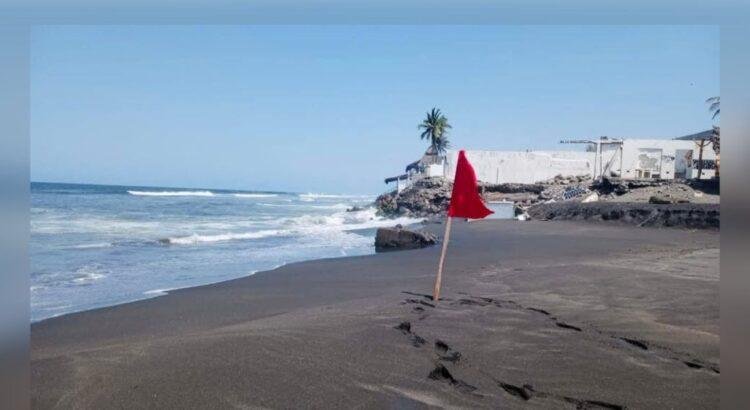 Playa El Real en Colima no cumple con estándares para uso recreativo, alerta Cofepris