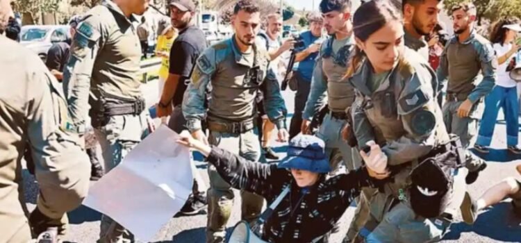 Miles de israelíes bloquean las calles como protesta