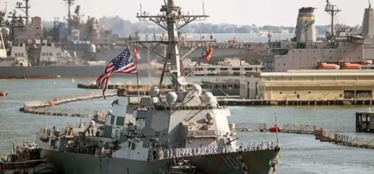 Se acercan buques de guerra de Estados Unidos a costas de Venezuela