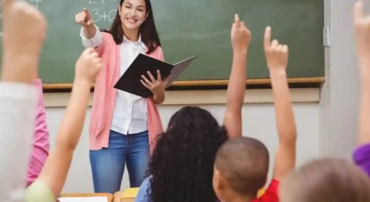 Alerta la UNESCO sobre escasez de maestros para 2030