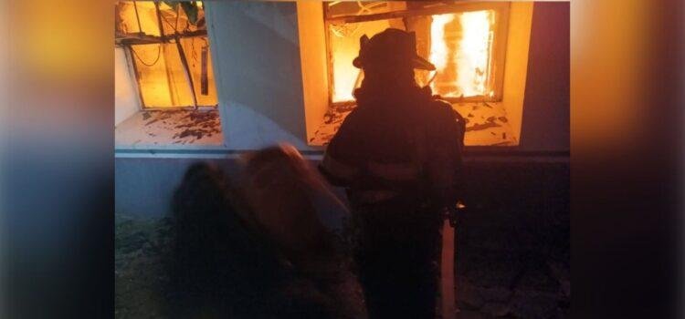 Incendio en oficinas de la SICT moviliza a cuerpos de emergencia