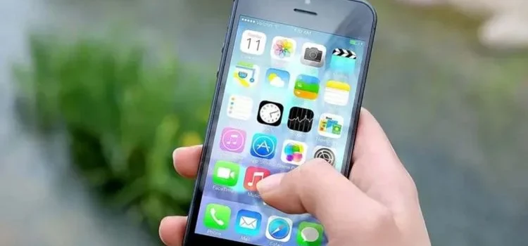 Prohibirá Dinamarca las redes sociales a menores de 15 años