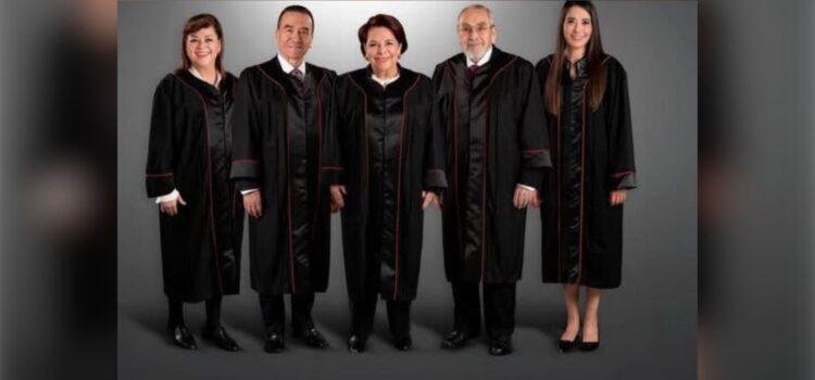 Juez federal en Colima es suspendido por manipular sentencias en 4 casos de armas y drogas